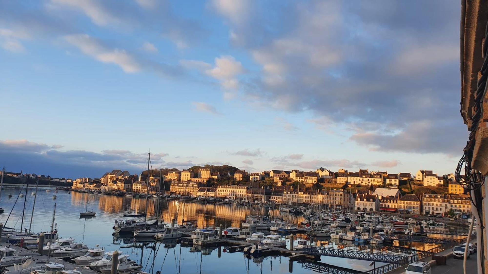 Anatoline Audierne Appartements Vue Mer - Sea & Harbor Stay Esterno foto